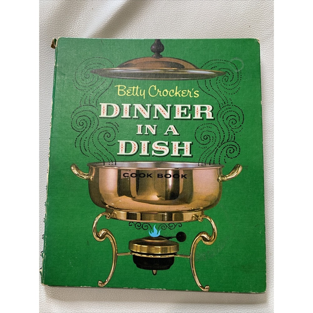 Vintage Betty Crocker's Dinner In A Dash Cook Book 1965 Retro Green Illustrated